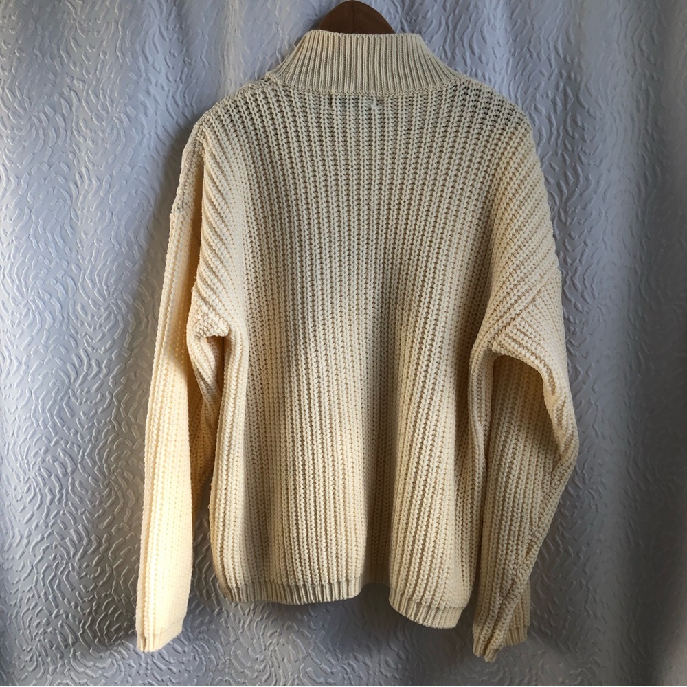 Vintage Essentials Chunky Neutral Tone Turtleneck Knit Sweater Women's Large - Picture 12 of 12